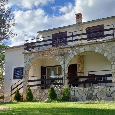 Apartmán House Elan Kornić Exteriér fotografie