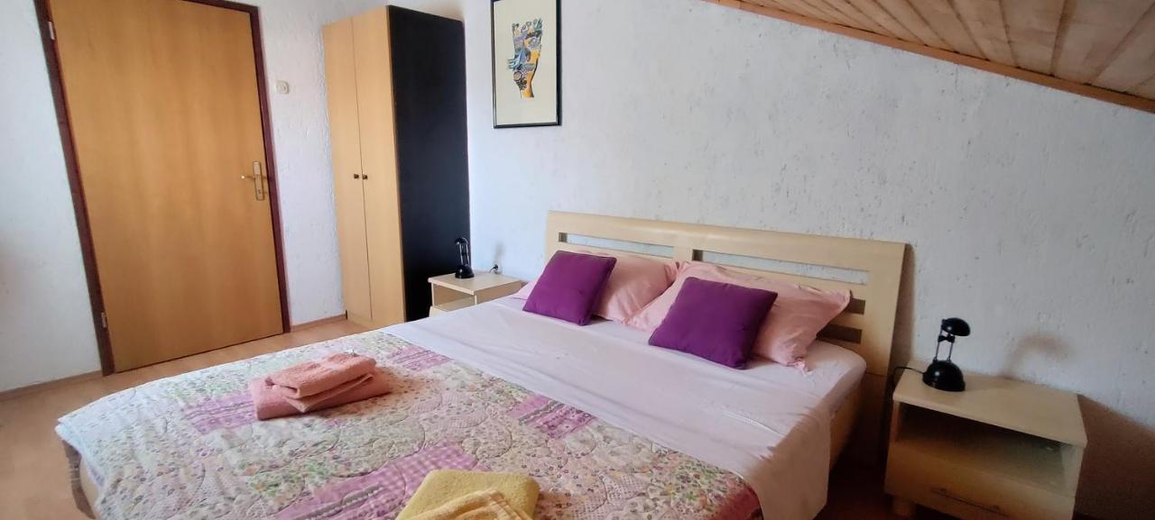 Apartmán House Elan Kornić Exteriér fotografie