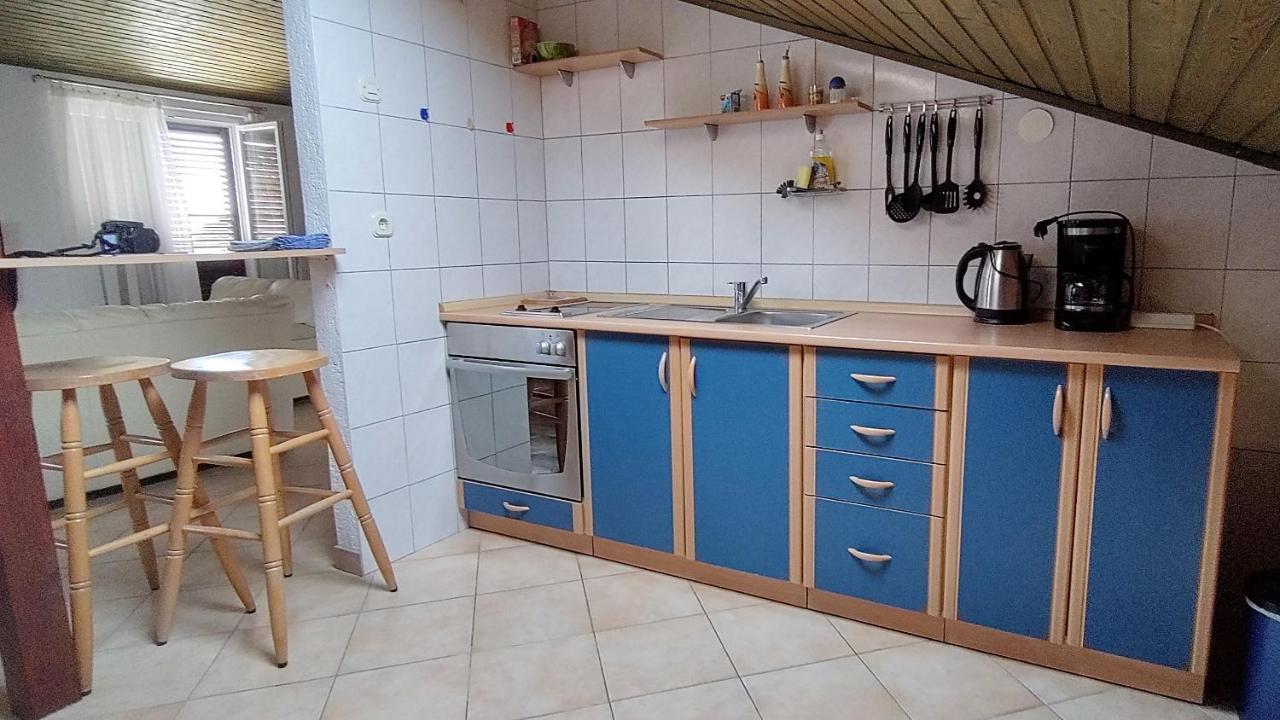 Apartmán House Elan Kornić Exteriér fotografie