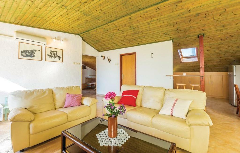 Apartmán House Elan Kornić Exteriér fotografie